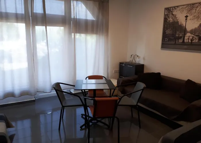 Kertvarosi Ii Lägenhet Tiszaújváros