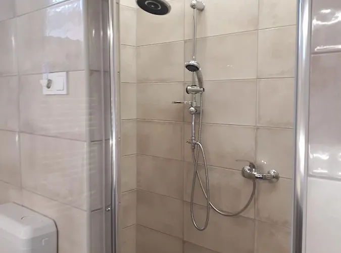 Lägenhet Kertvarosi Ii Tiszaújváros